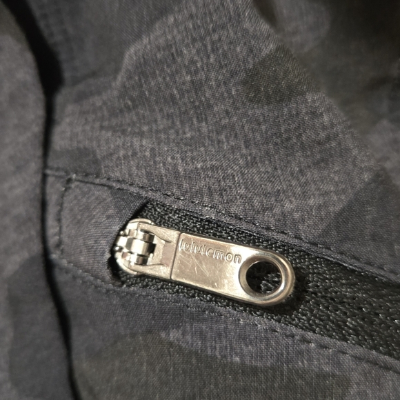 Lululemon Camo Pace Breaker Built In Biker Gym Workout Short Size L - Picture 8 of 14